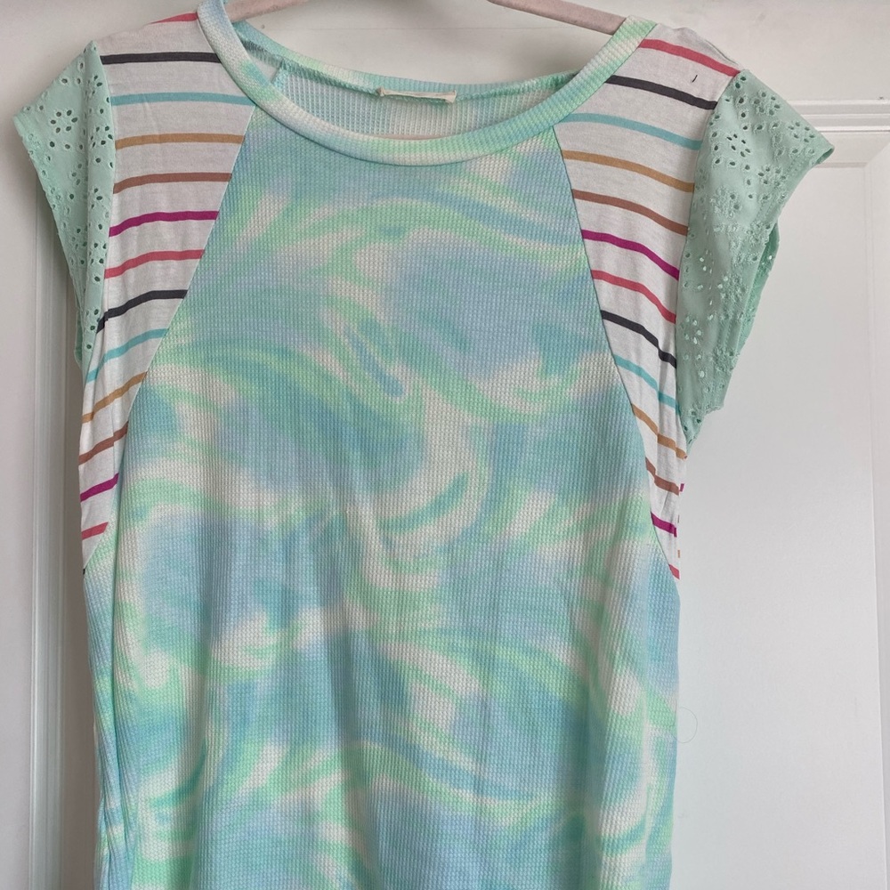 Reb. in J. Small Mint Green Tie Dye Rainbow Stripe Eyelet Sleeve Top Shirt